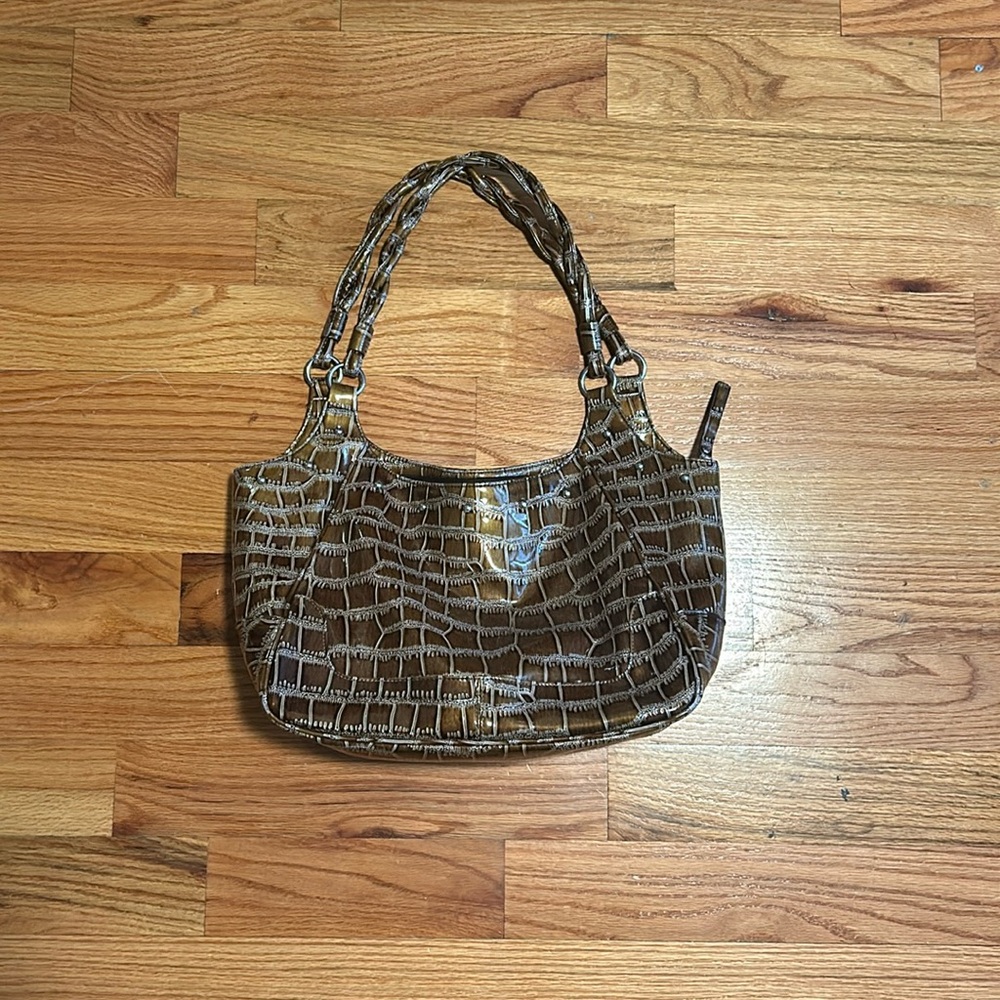 Brown purse.
